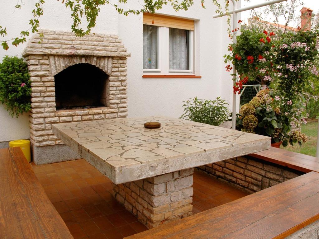 Gorgeous Apartment In Pula With House Sea View Exterior foto